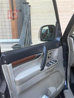 ميتسوبيشي باجيرو